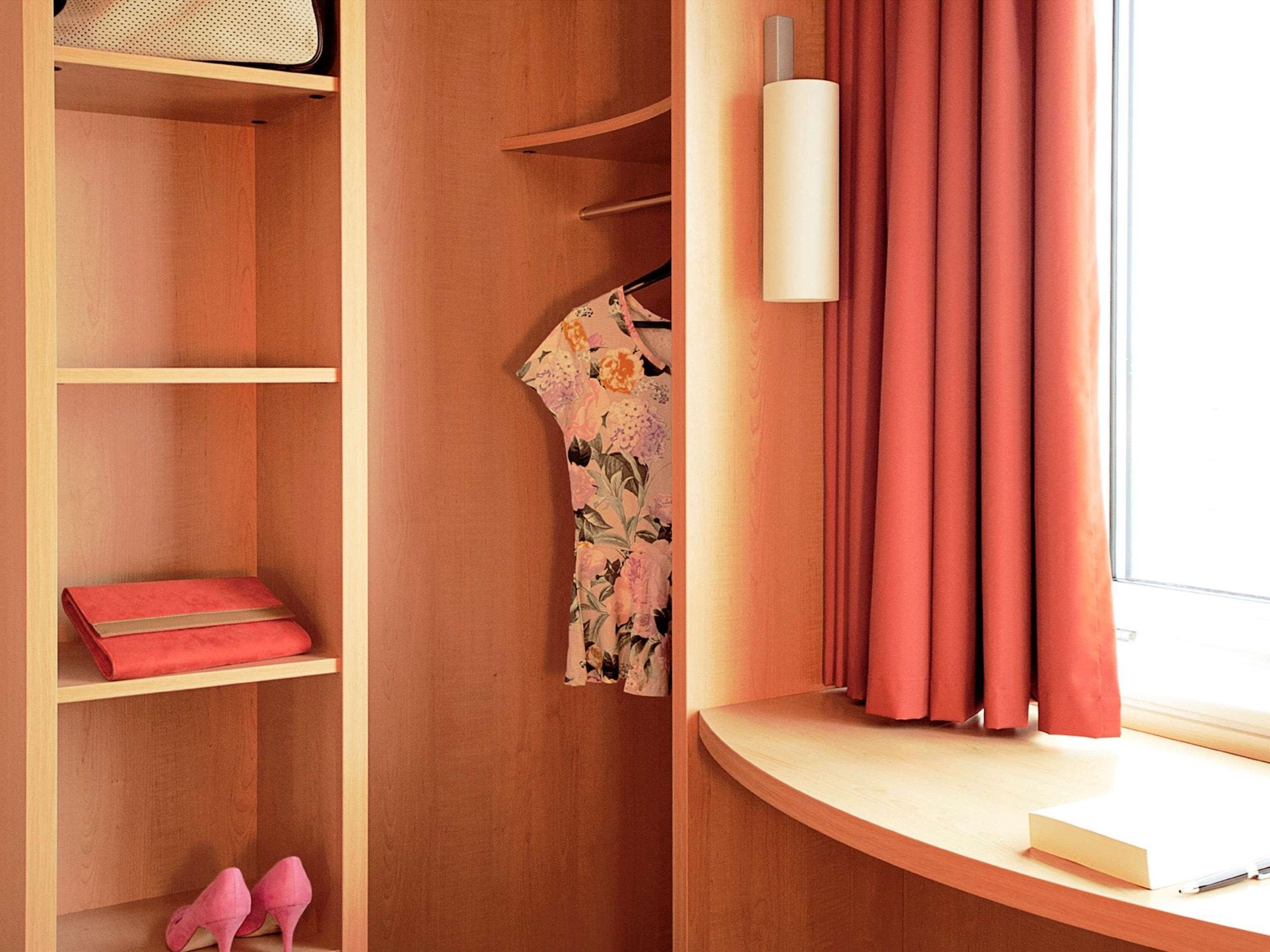 Ibis Center 4*